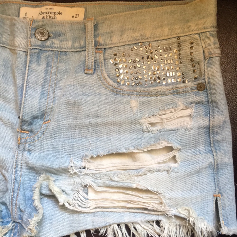 Abercrombie & Fitch short